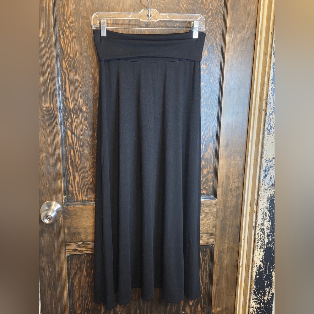 No Strings Attached Elegant Black Maxi Skirt